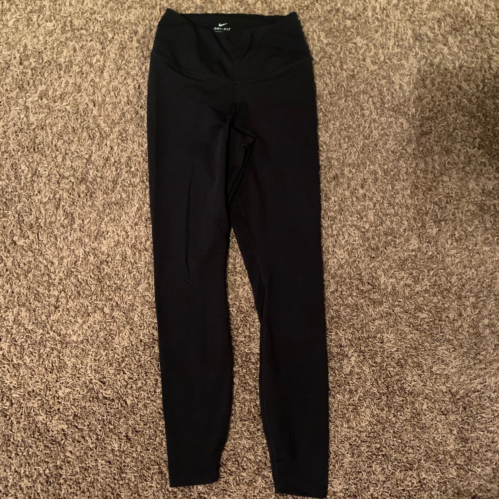 Nike- athletic legging